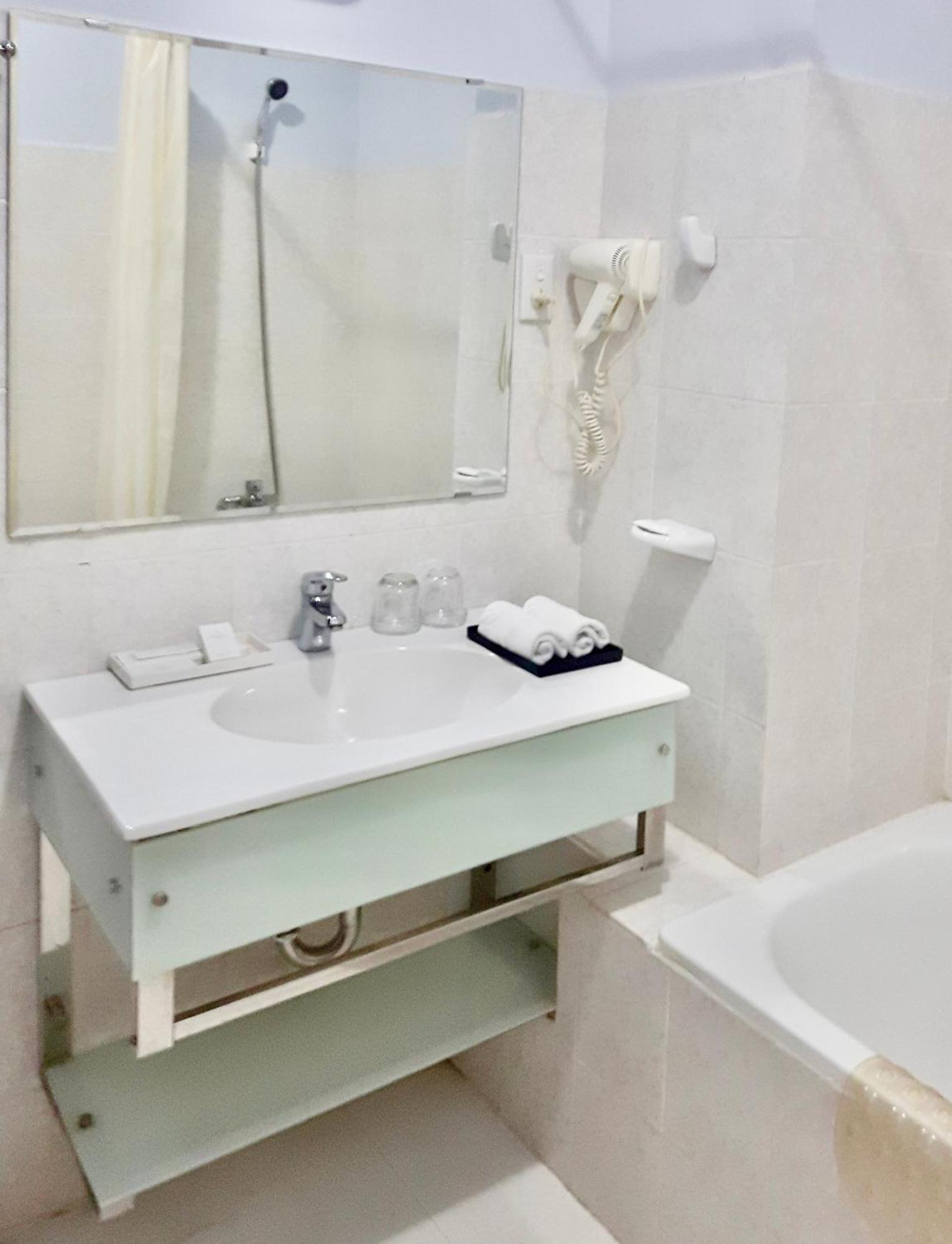 Chau Pho Hotel Тяудок Екстер'єр фото